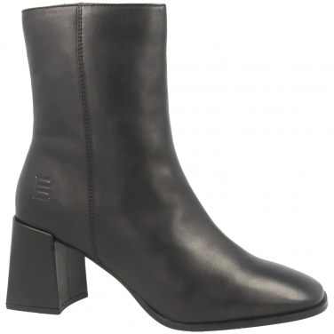 Ladies Crema Block Heel Boot